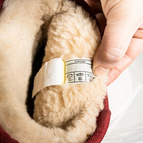 UGG Australia Classic Mini Exotic Scales Sheepskin Boots Women’s 10 Pink Suede - Picture 9 of 10